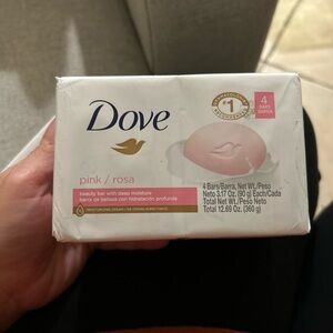 Dove Pink Beauty Bar with Deep Moisture